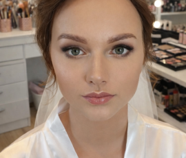 Makijaż ślubny wykonany w Bielsku-Białej – naturalne wykończenie, trwały efekt przez cały dzień