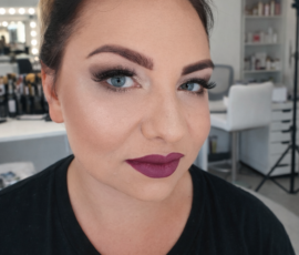 Makijaż okolicznościowy Bielsko-Biała – wieczorowe wykończenie, intensywny kolor, trwały efekt