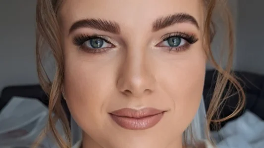 Profesjonalny makijaż ślubny wykonany przez Makeup by Ola