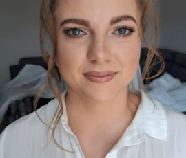 Makijaż ślubny — Klaudia Makijaż ślubny Bielsko-Biała — Klaudia, naturalny makijaż panny młodej z podkreślonymi oczami i nude ustami, Makeup by Ola